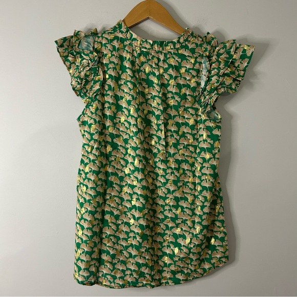 Periwinkle Collection Boutique Green Metallic Gold Printed Ruffle Blouse - Picture 8 of 8
